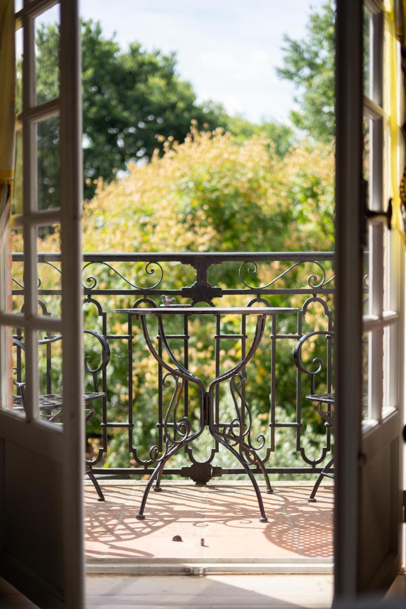 Castel Bois Marie, Maison D'Hotes Montauban Eksteriør bilde A balcony